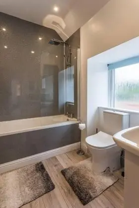 Kır Evi, 1 Büyük (Queen) Boy Yatak