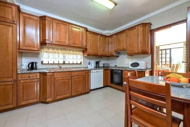 Villa, 4 Yatak Odası, Balkon