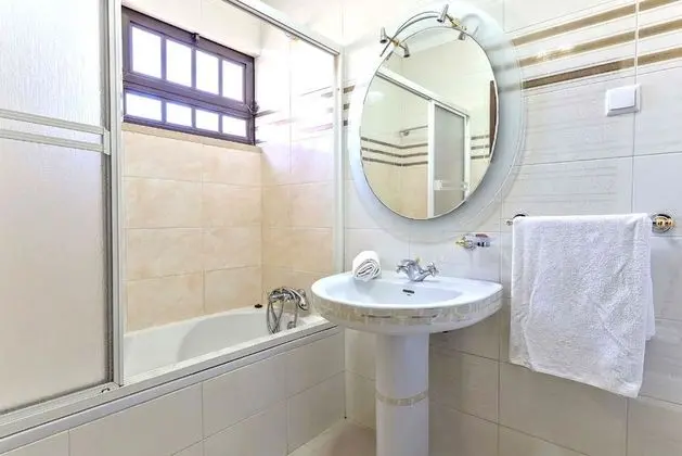 Villa, 4 Yatak Odası, Balkon