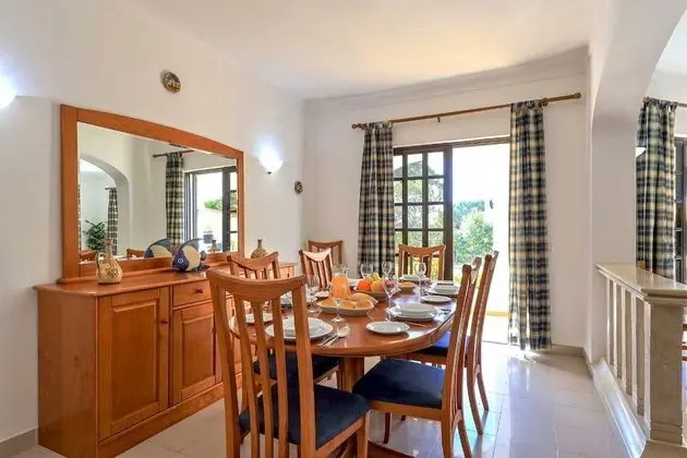 Villa, 4 Yatak Odası, Balkon