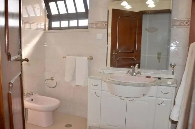 Villa, 4 Yatak Odası, Balkon