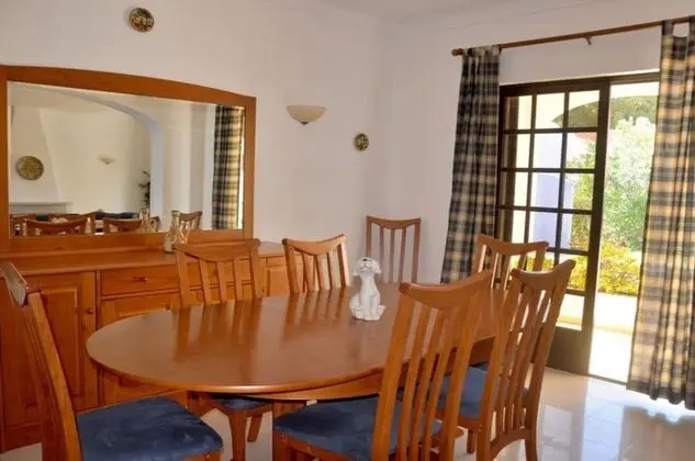 Villa, 4 Yatak Odası, Balkon