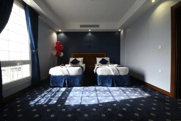 Deluxe Tek Büyük veya İki Ayrı Yataklı Oda, 1 Yatak Odası, Banyolu/Duşlu
