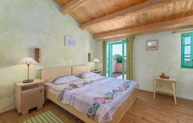 Ev, 2 Büyük (Queen) Boy Yatak