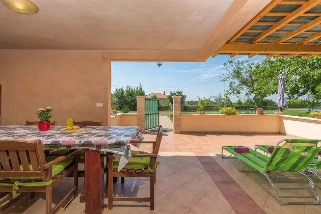 Ev, 2 Büyük (Queen) Boy Yatak