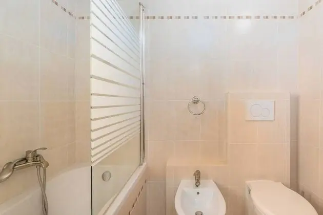 Ev, 2 Büyük (Queen) Boy Yatak