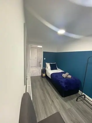 Ev