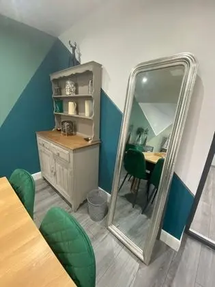 Ev