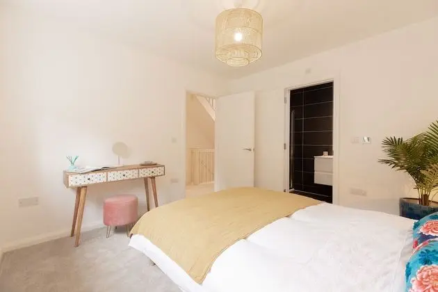 Ev, Özel Banyo (4 Bedroom Townhouse No 64)