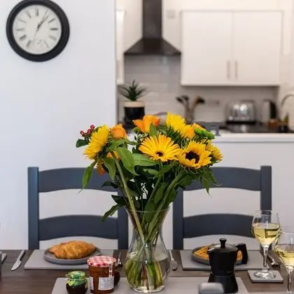 Apart Daire, Özel Banyo, Bahçe Manzaralı (Dark -3 bedroom 1st Floor)
