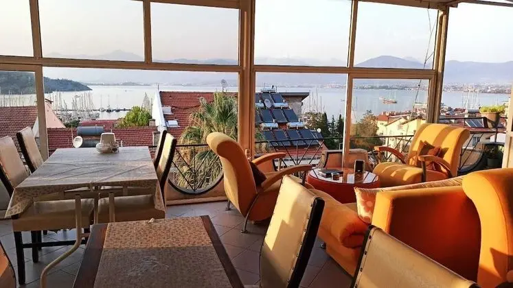 Üç Kişilik Oda