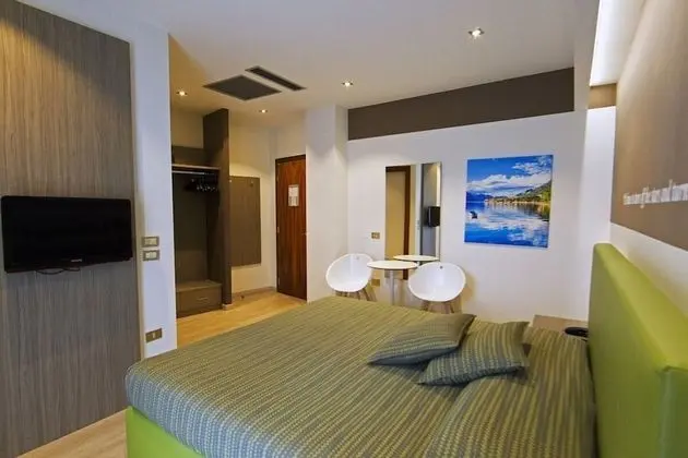 Standard Tek Büyük veya İki Ayrı Yataklı Oda, Balkon, Bahçe Manzaralı (1st floor)