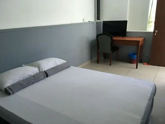 Tek Büyük Yataklı Oda, Penceresiz