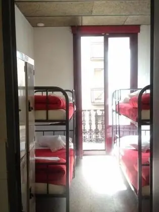 Dört Kişilik Oda (4 single beds)