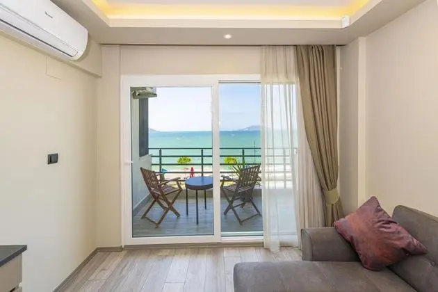 Suite, Deniz Manzaralı, Balkonlu