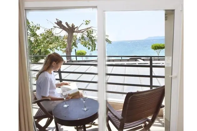 Suite, Deniz Manzaralı, Balkonlu