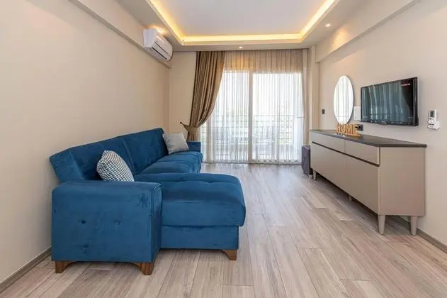 Suite, Havuz veya Bahçe Manzaralı, Balkonlu