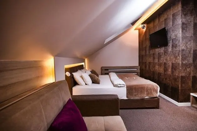 Basic Tek Büyük Yataklı Oda