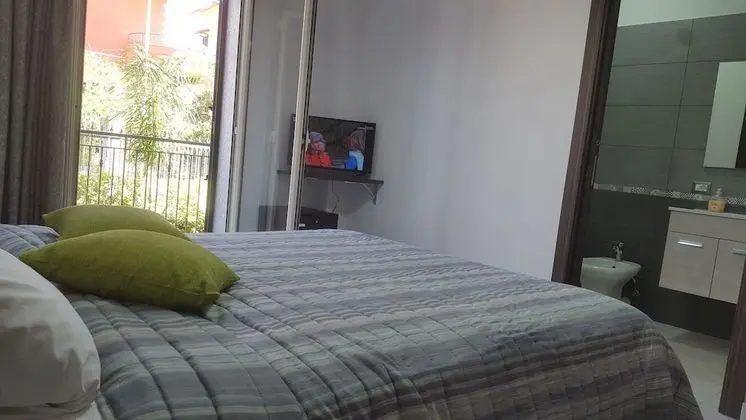 Tek Büyük Yataklı Oda, 1 Çift Kişilik Yatak