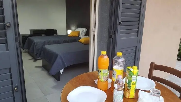 Tek Büyük Yataklı Oda, 2 Tek Kişilik Yatak