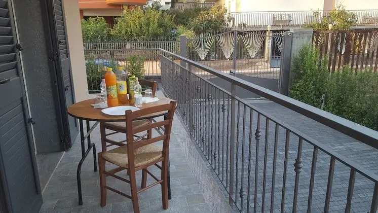 Tek Büyük Yataklı Oda, 2 Tek Kişilik Yatak