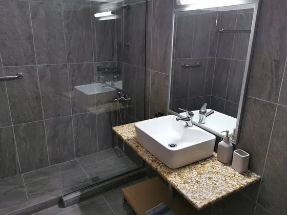 Tek Büyük Yataklı Oda, 1 Yatak Odası