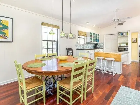 Ev, Birden Çok Yatak, Mutfak, Bahçe Manzaralı