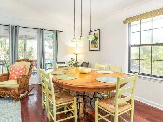 Ev, Birden Çok Yatak, Mutfak, Bahçe Manzaralı