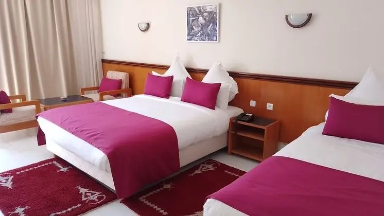 Tek Büyük Yataklı Oda