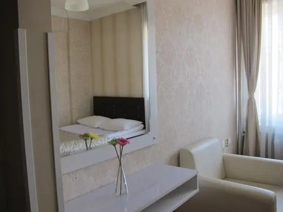 Çift Kişilik, Şehir Manzaralı