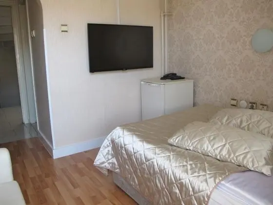 Çift Kişilik, Şehir Manzaralı