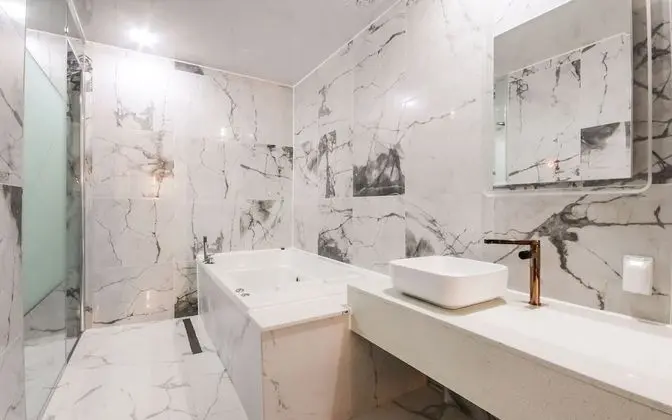Premium Tek Büyük Yataklı Oda