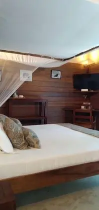 Deluxe Dört Kişilik Oda, Deniz Manzaralı