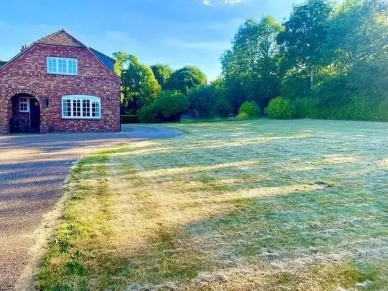 Kır Evi, 1 En Büyük (King) Boy Yatak