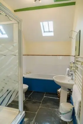 Apart Daire, 1 Büyük (Queen) Boy Yatak