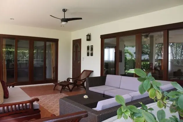 4 Bedrooms Deluxe Villa