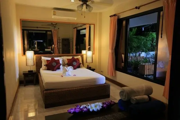 5 Bedrooms Beachfront Exclusive Grand Villa Deluxe