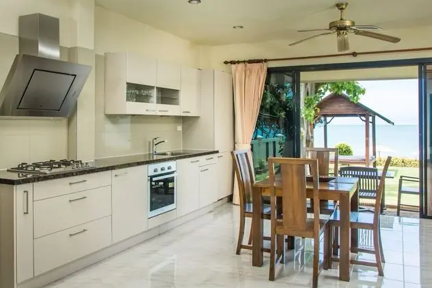 5 Bedrooms Beachfront Exclusive Grand Villa Deluxe