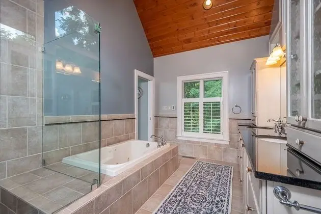 Ev, Birden Çok Yatak, Şömine