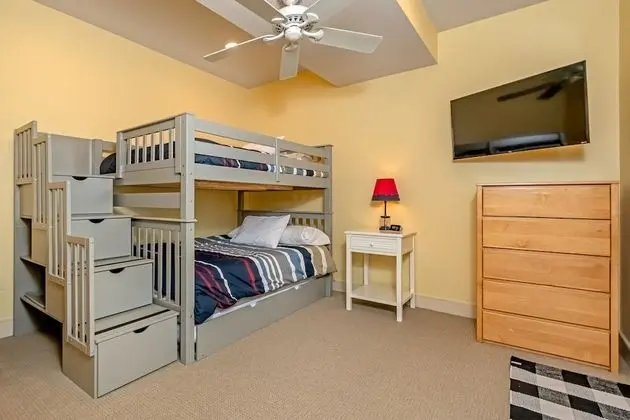 Ev, Birden Çok Yatak, Şömine