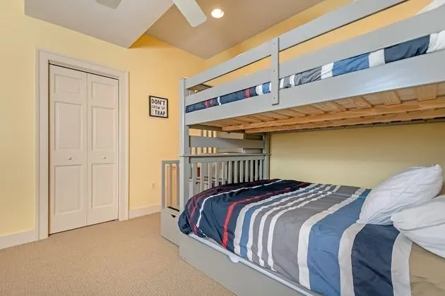 Ev, Birden Çok Yatak, Şömine