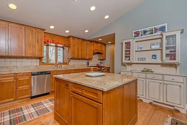 Ev, Birden Çok Yatak, Şömine