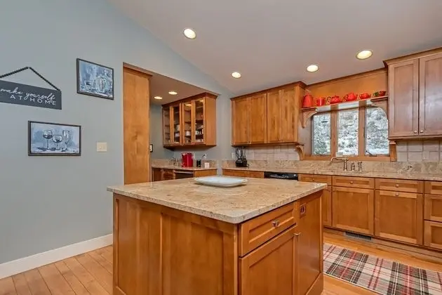 Ev, Birden Çok Yatak, Şömine