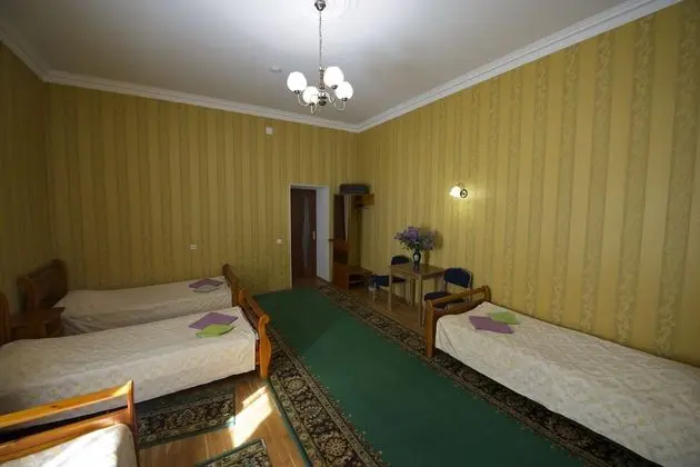 Ortak Ranzalı Oda, Sadece erkekler için