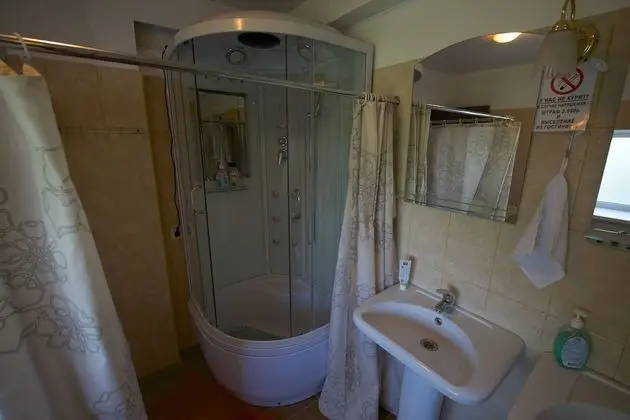 Ortak Ranzalı Oda, Sadece erkekler için