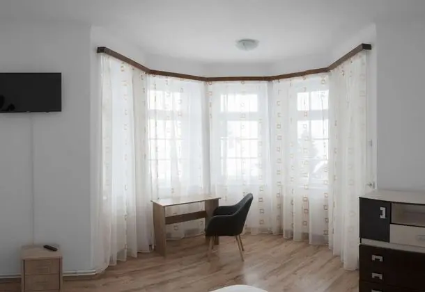 Apart Daire, 2 Yatak Odası, Avlu Manzaralı