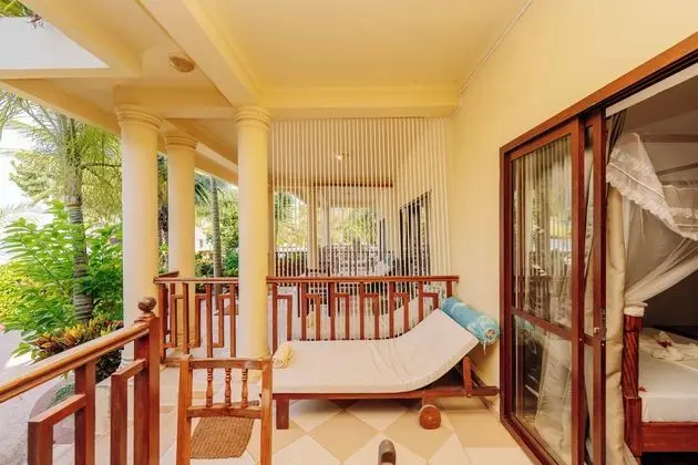 Deluxe Tek Büyük veya İki Ayrı Yataklı Oda, Balkon, Deniz Manzaralı