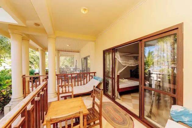 Deluxe Tek Büyük veya İki Ayrı Yataklı Oda, Balkon, Deniz Manzaralı
