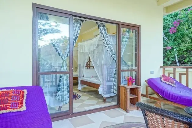 Deluxe Üç Kişilik Oda, Balkon, Deniz Manzaralı