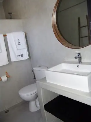 Deluxe Tek Büyük Yataklı Oda, Deniz Manzaralı